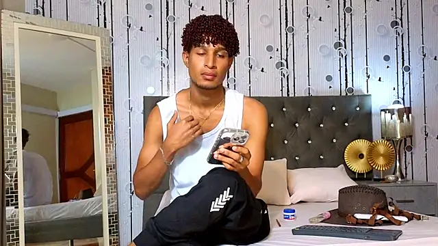 Snapshot of Alex_Bloom chatting on 9, 6, 2026 Alex Bloom online show from 9, 6, 2026