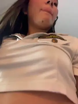 Mia Rodriguezz  online show from 10, 5, 2026