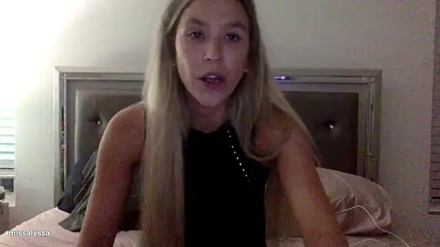 Snapshot of Misss_alyssaaa chatting on 28, 5, 2026 Misss alyssaaa online show from 28, 5, 2026