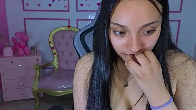 Snapshot of lia_harper_t chatting on 15, 5, 2026 lia harper t online show from 15, 5, 2026