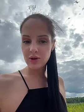 Evaryn online show from 3, 6, 2026