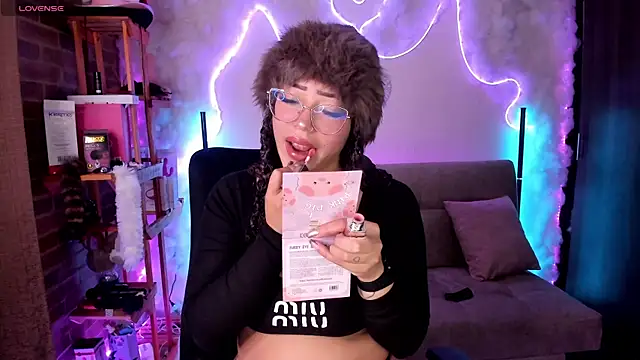 Snapshot of liz_martins1 chatting on 13, 5, 2026 liz martins1 online show from 13, 5, 2026
