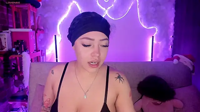 Snapshot of liz_martins1 chatting on 10, 6, 2026 liz martins1 online show from 10, 6, 2026