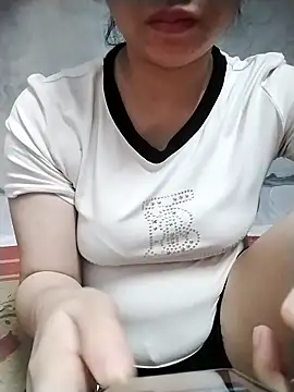 Girl lovebaby online show from 5, 5, 2026