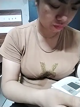 Girl lovebaby online show from 4, 6, 2026