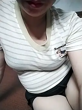 Girl lovebaby online show from 14, 5, 2026