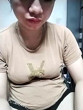 Girl lovebaby online show from 19, 5, 2026