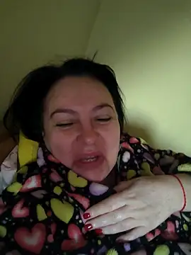 EmmaEmmy40 online show from 14, 5, 2026