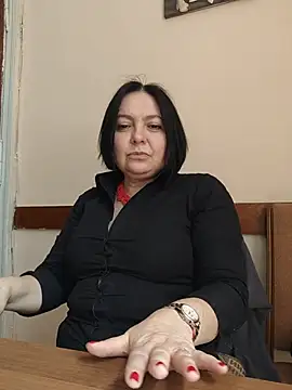 EmmaEmmy40 online show from 15, 5, 2026