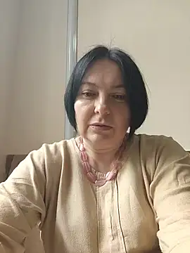 EmmaEmmy40 online show from 6, 6, 2026