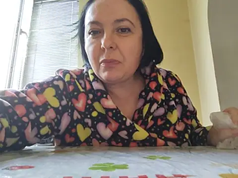 EmmaEmmy40 online show from 9, 7, 2026