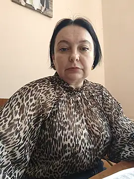 EmmaEmmy40 online show from 3, 6, 2026