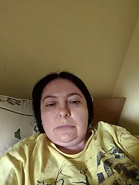 EmmaEmmy40 online show from 9, 5, 2026