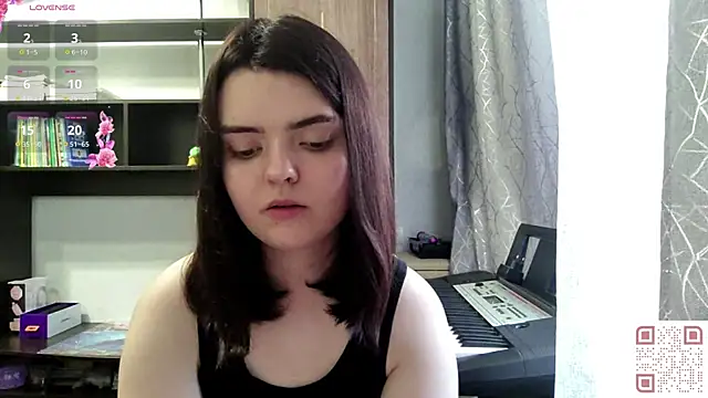 Snapshot of RebelDesiree chatting on 7, 6, 2026 RebelDesiree online show from 7, 6, 2026