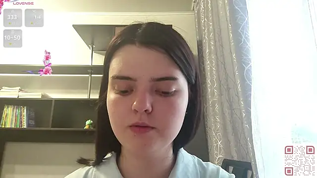 Snapshot of RebelDesiree chatting on 10, 6, 2026 RebelDesiree online show from 10, 6, 2026