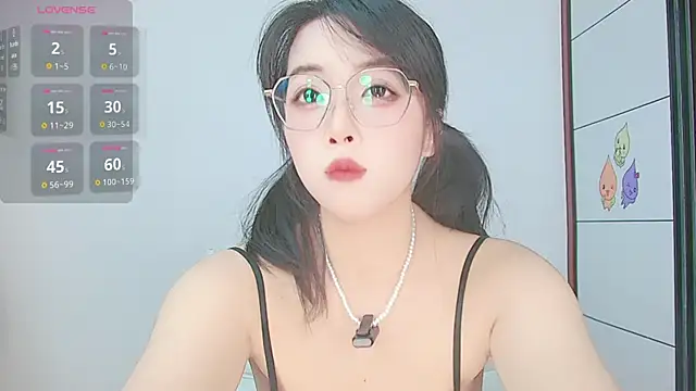 Snapshot of xiaoyu5 chatting on 8, 5, 2026 xiaoyu5 online show from 8, 5, 2026