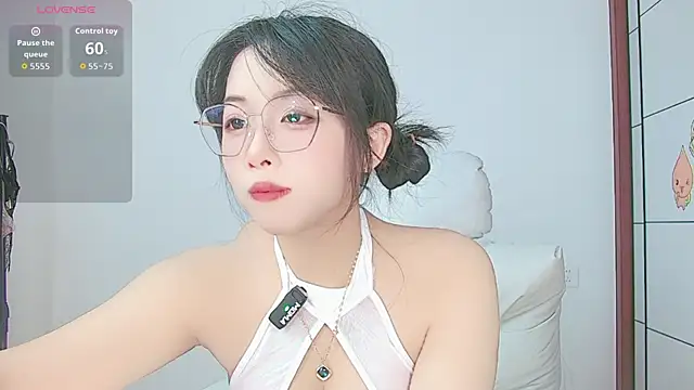 Snapshot of xiaoyu5 chatting on 12, 5, 2026 xiaoyu5 online show from 12, 5, 2026