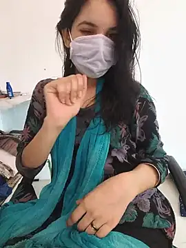 Snapshot of zoya_baby_ chatting on 10, 6, 2026 zoya baby online show from 10, 6, 2026