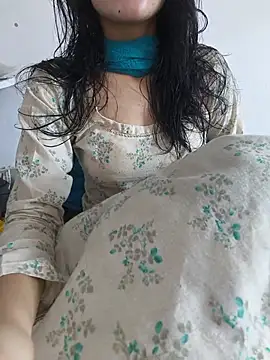 zoya baby  online show from 4, 7, 2026