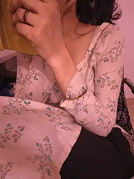 Snapshot of zoya_baby_ chatting on 3, 6, 2026 zoya baby online show from 3, 6, 2026