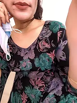 Snapshot of zoya_baby_ chatting on 16, 5, 2026 zoya baby online show from 16, 5, 2026
