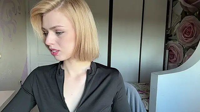ScarlettRosy online show from 2, 6, 2026