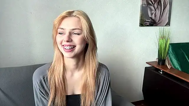 ScarlettRosy online show from 28, 5, 2026