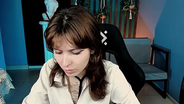 Snapshot of LolaDominara chatting on 7, 6, 2026 LolaDominara online show from 7, 6, 2026