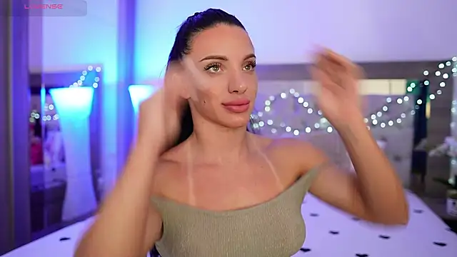 XandraBae online show from 30, 6, 2026