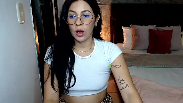 Snapshot of isa_cruzx chatting on 2, 7, 2026 isa cruzx online show from 2, 7, 2026