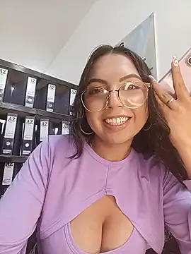 JENNIFER  03 online show from 9, 7, 2026