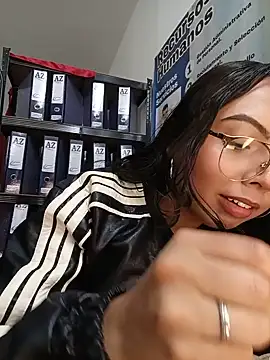 JENNIFER  03 online show from 22, 7, 2026
