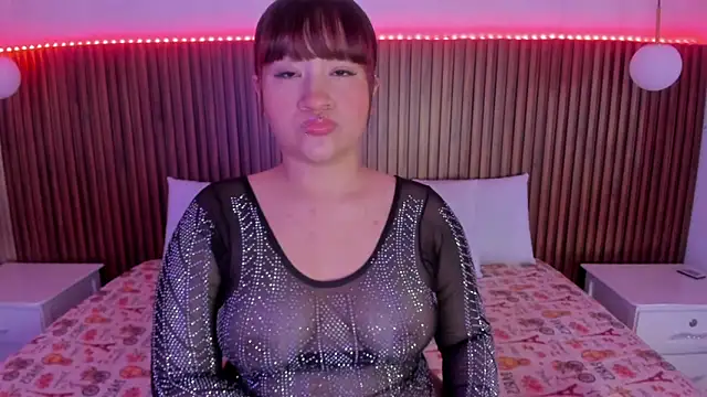 Dafne Evaans online show from 2, 6, 2026