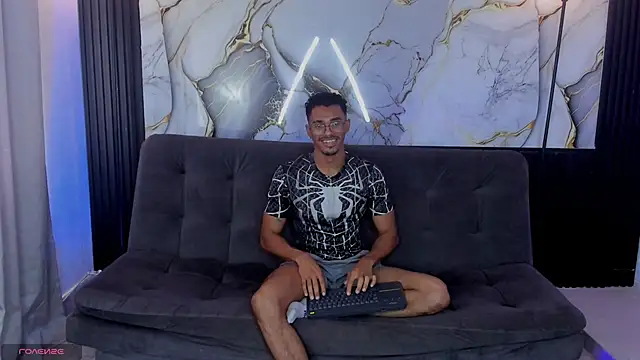 spiderlatin  online show from 3, 5, 2026