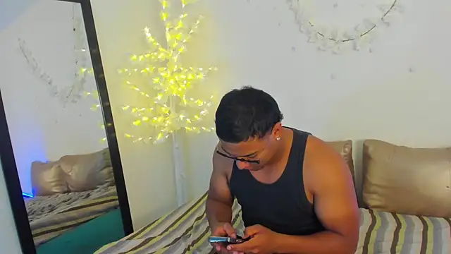 Drake Jhons online show from 4, 5, 2026