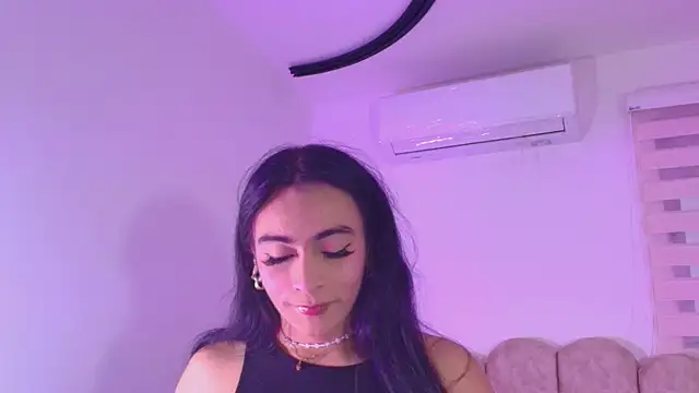 Snapshot of Malaia_thompson_ chatting on 21, 5, 2026 Malaia thompson online show from 21, 5, 2026