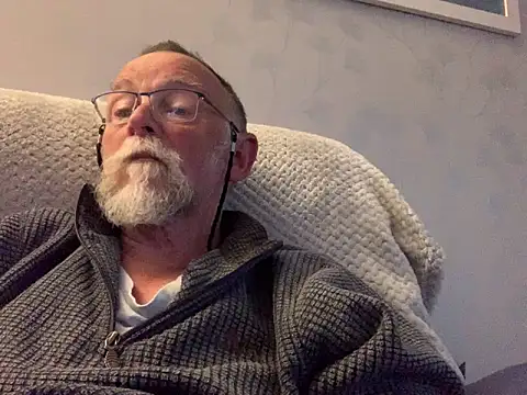 Moonraker64 online show from 7, 5, 2026