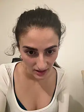 OliviaBaby- online show from 7, 5, 2026