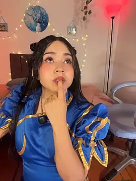 eimili love online show from 24, 5, 2026