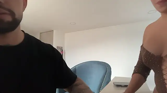 Snapshot of exclusivecouple69 chatting on 5, 6, 2026 exclusivecouple69 online show from 5, 6, 2026