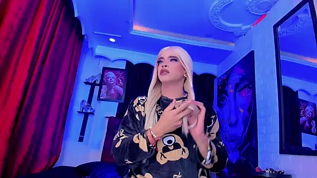 Mia Colucci25 online show from 27, 6, 2026