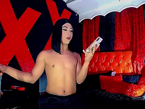 Mia Colucci25 online show from 20, 5, 2026