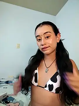 L0lita Emi12 online show from 1, 6, 2026