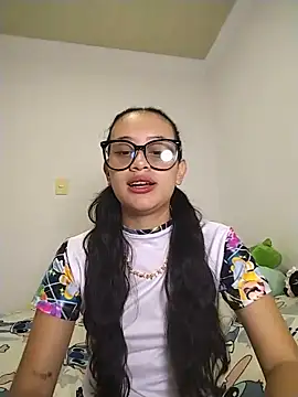 L0lita Emi12 online show from 19, 5, 2026