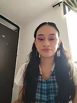 L0lita Emi12 online show from 1, 7, 2026
