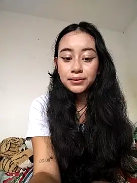 L0lita Emi12 online show from 4, 6, 2026