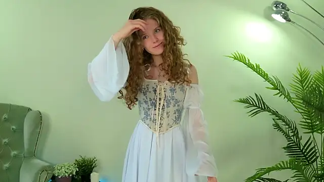 Mila Stain online show from 7, 5, 2026
