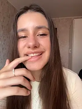 Selena Mur  online show from 5, 7, 2026