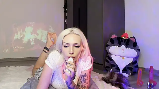 necroblonde online show from 1, 6, 2026