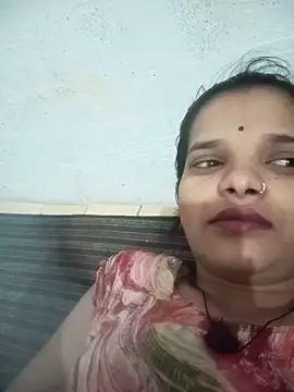 Student garl 1 online show from 31, 5, 2026